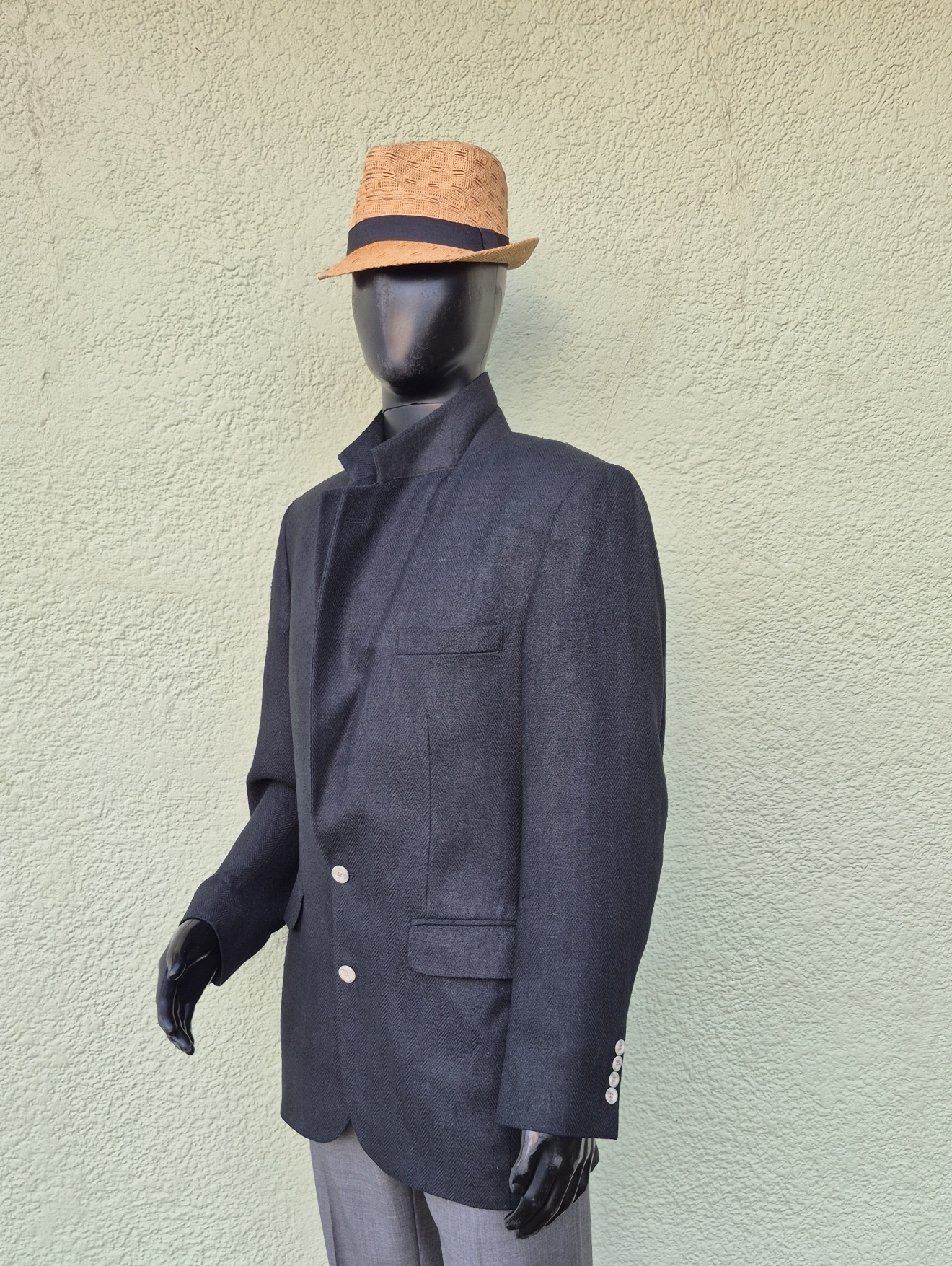 Men's Black Hand Tailored Silk/Linen/ Wool Blend Herringbone Sport Coat